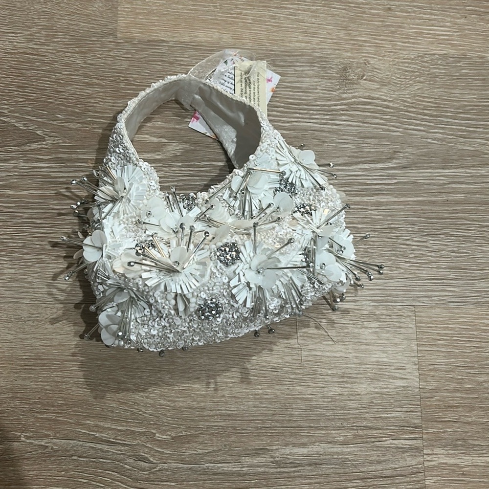 Elegant White Beaded Women's Bag
